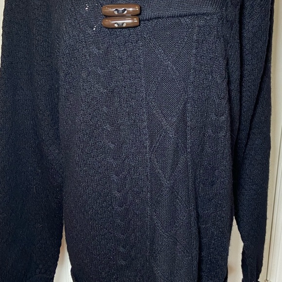 Cloth Logic Ladies XL Black Cable Knit Sweater V-Neck - Picture 9 of 9